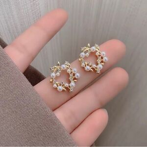 Circle silver earrings